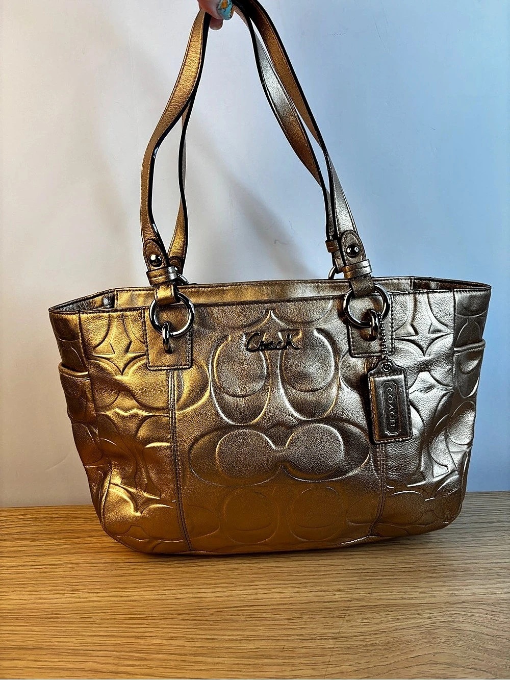 Coach East West Gallery Embossed Signature Metallic Gold Leather Tote Like New!